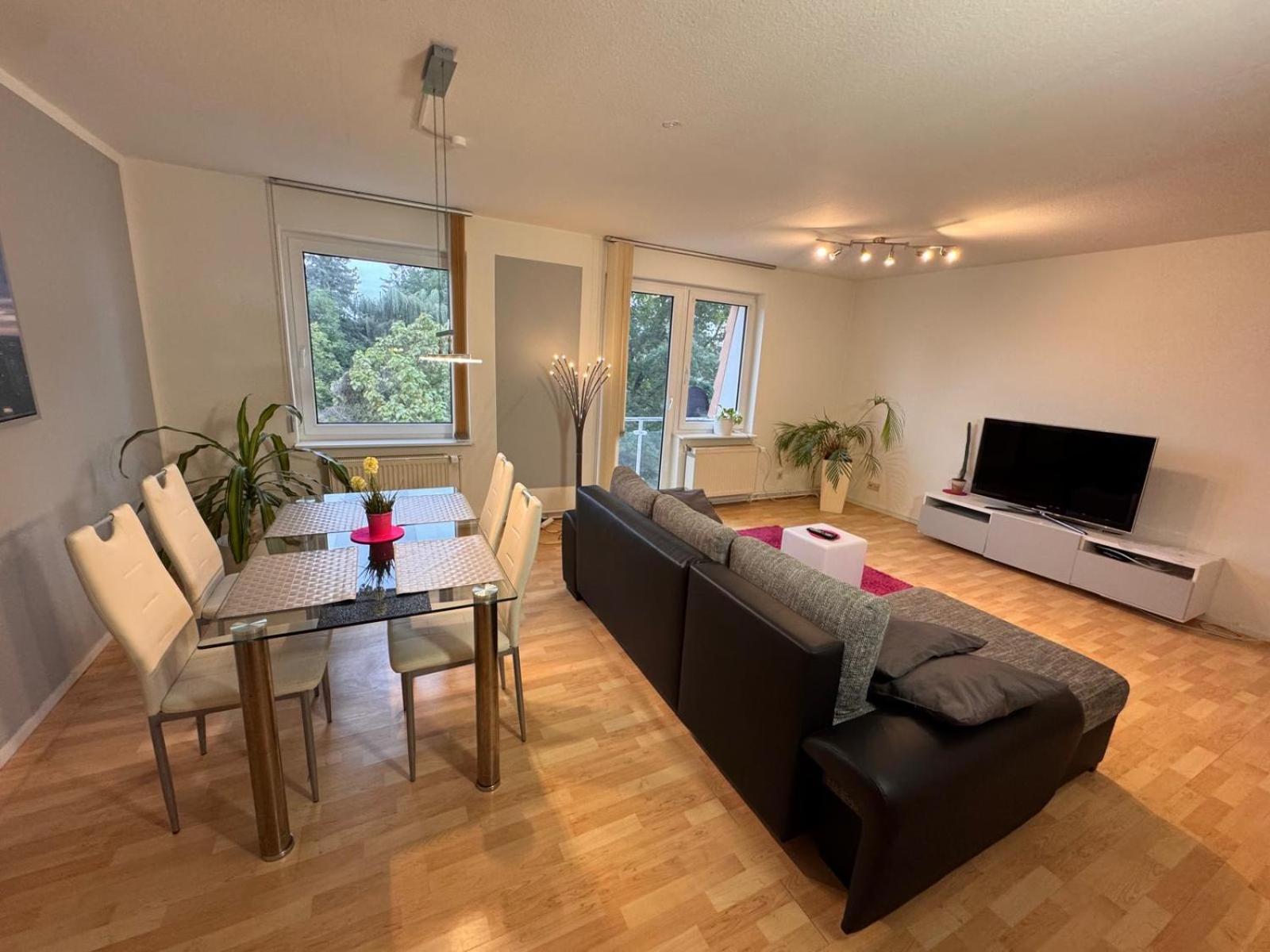 Moderne Wohnungen im Dachgeschoss Falkensee Exterior foto