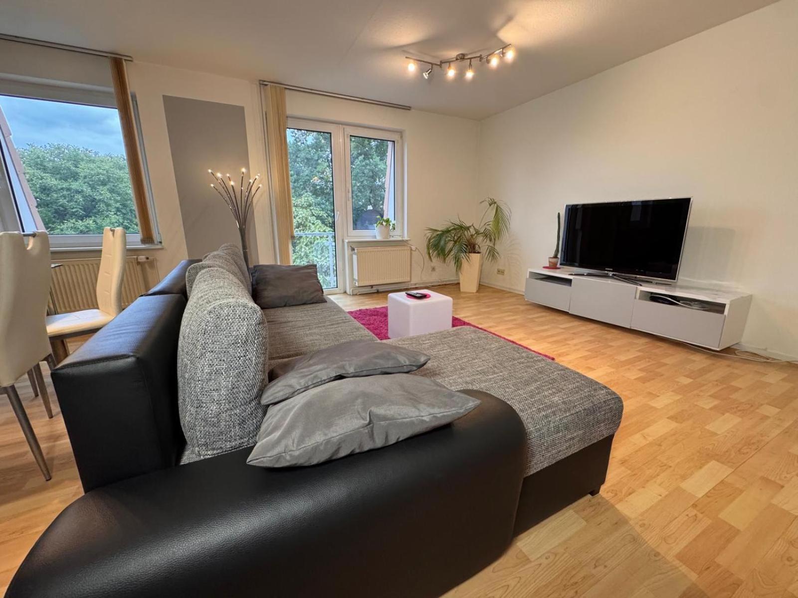 Moderne Wohnungen im Dachgeschoss Falkensee Exterior foto